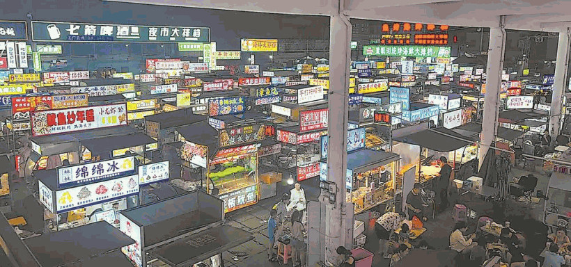 “车站夜市”成平潭旅游新打卡点